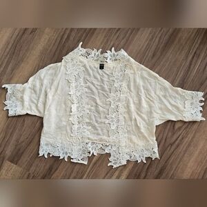 (M) ICONE Cream Lace Accent Top